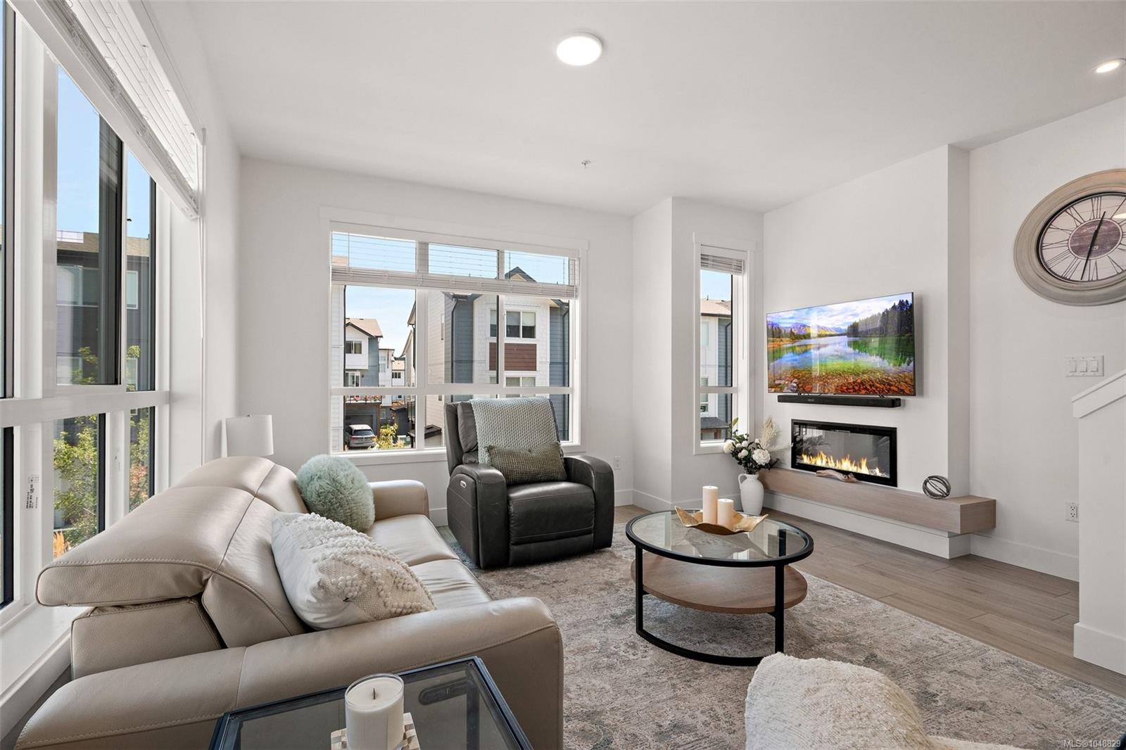 12-368 Tradewinds Ave — listing photo 14 of 32