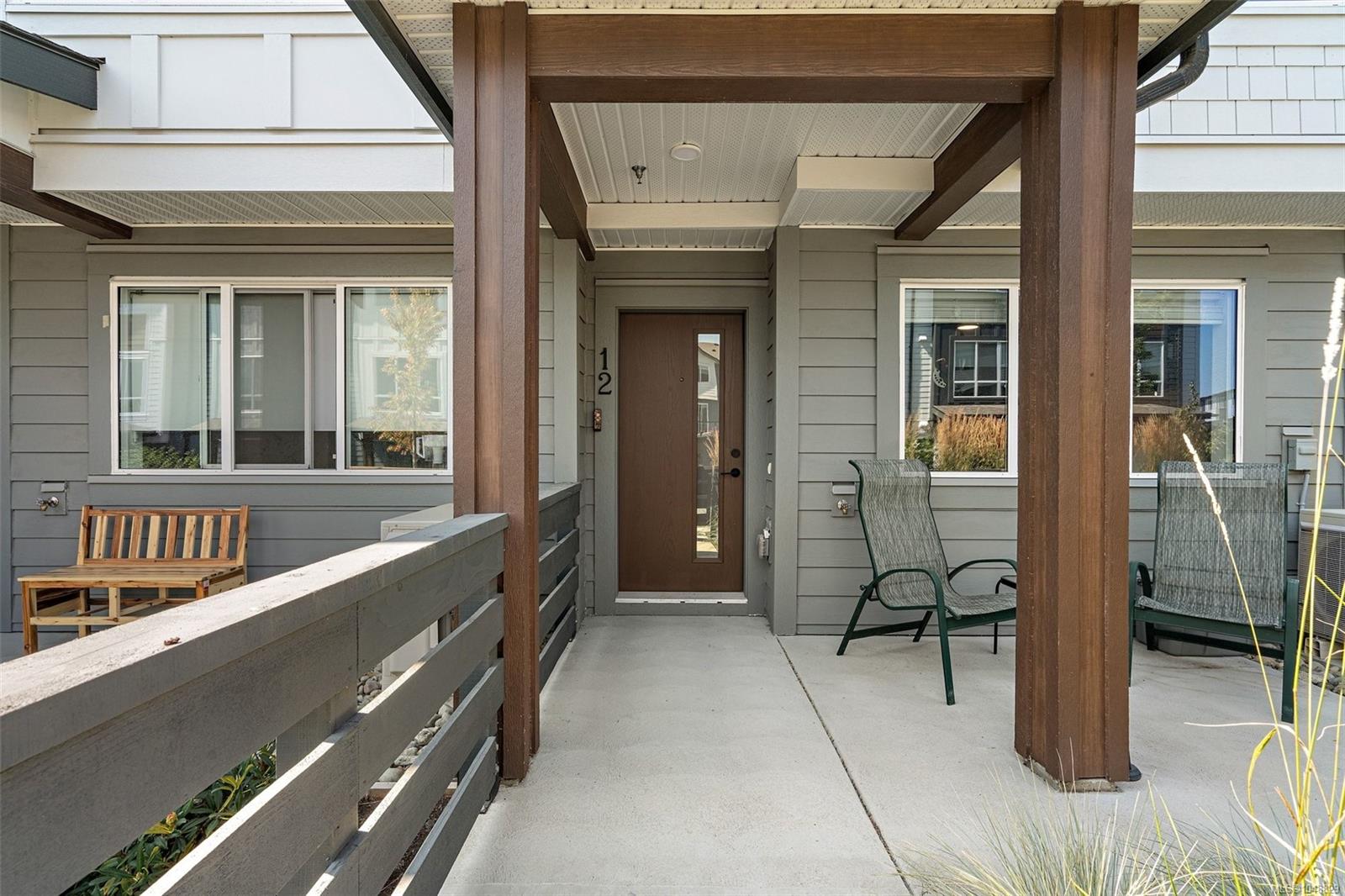 12-368 Tradewinds Ave — listing photo 5 of 32