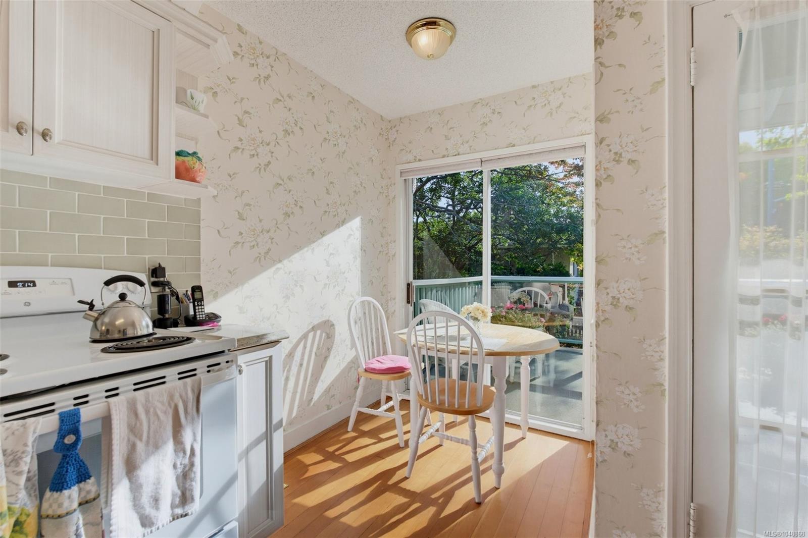 817 St. Patrick St — listing photo 11 of 48