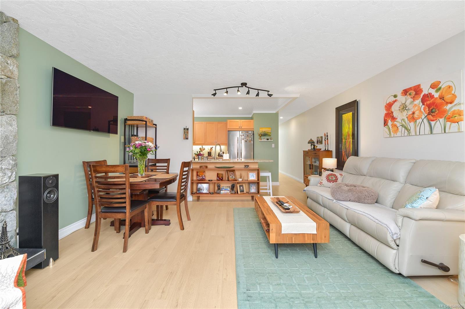 23-2070 AMELIA Ave — listing photo 14 of 48