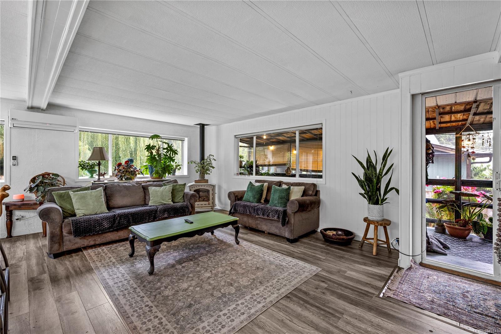 1404 Pilot Way — listing photo 8 of 69