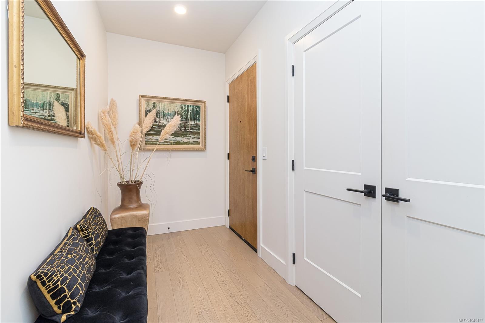 109-741 Travino Lane — listing photo 6 of 57