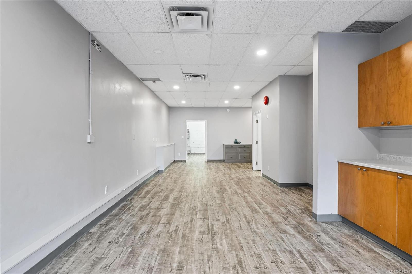 3-415 Dunedin St — listing photo 5 of 26