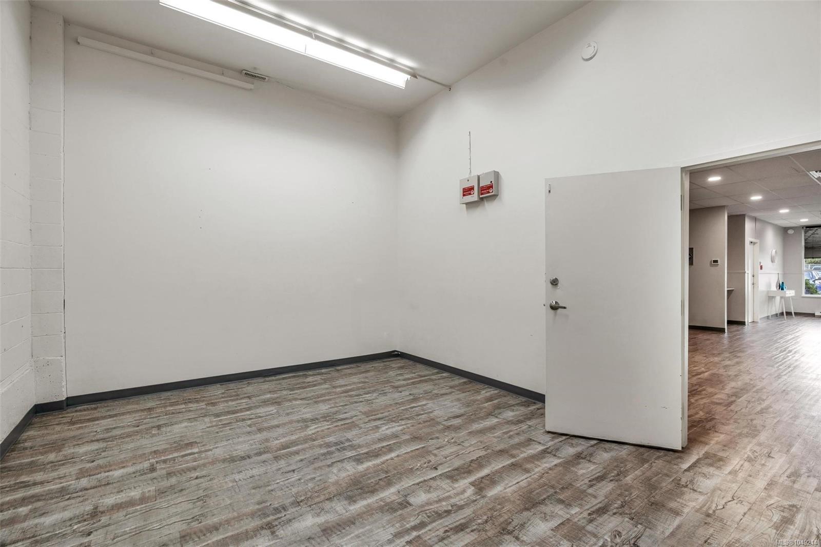 3-415 Dunedin St — listing photo 9 of 26