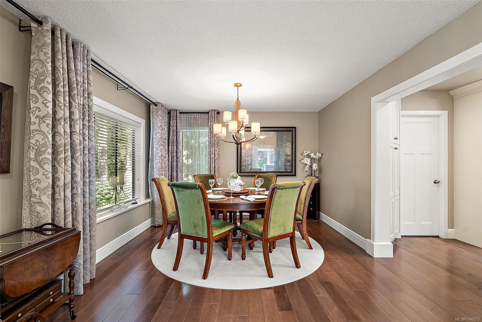 10936 Boas Rd — listing photo 7 of 35