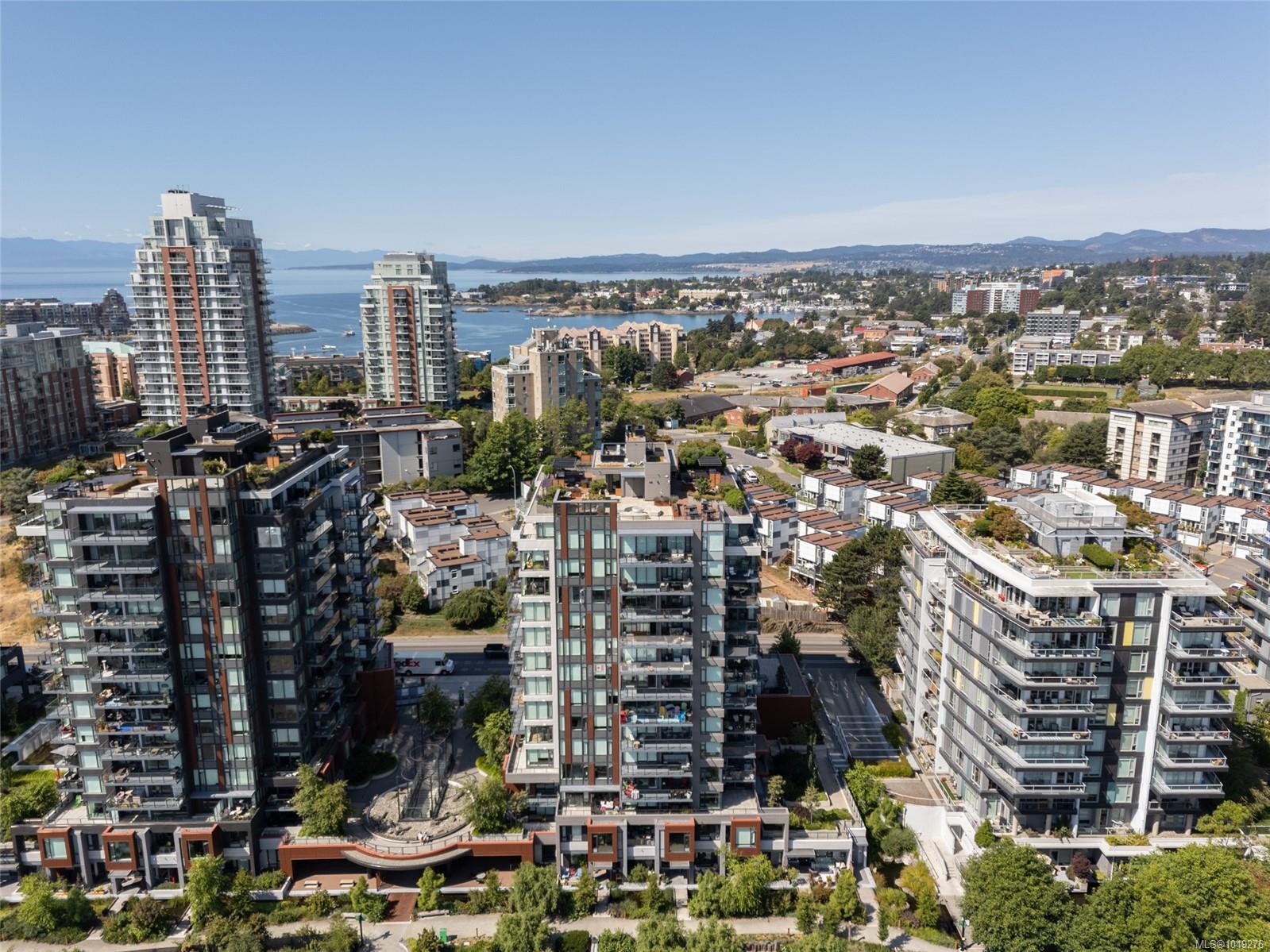 705-369 Tyee Rd — listing photo 6 of 47