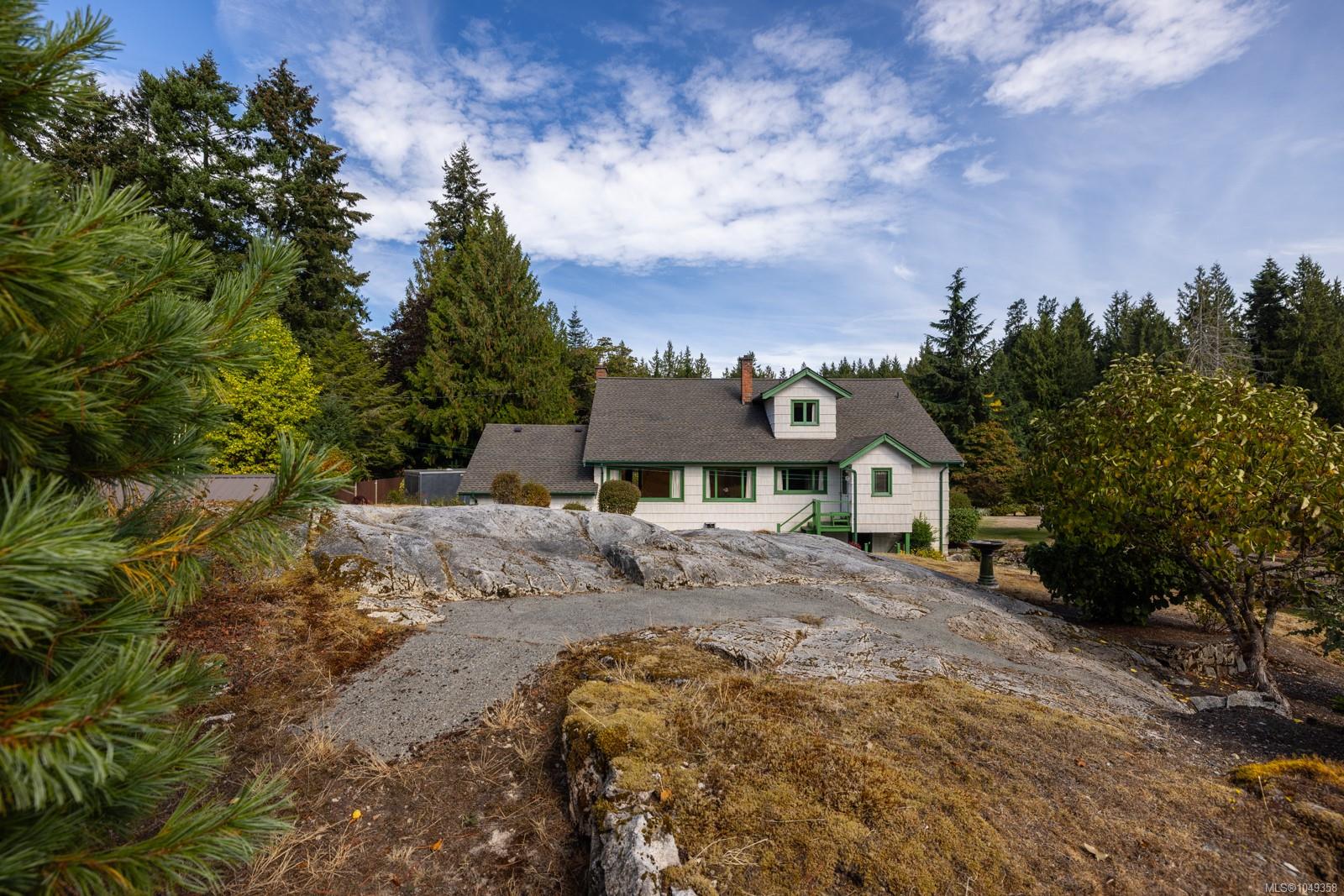 8620 Forest Park Pl — listing photo 11 of 48