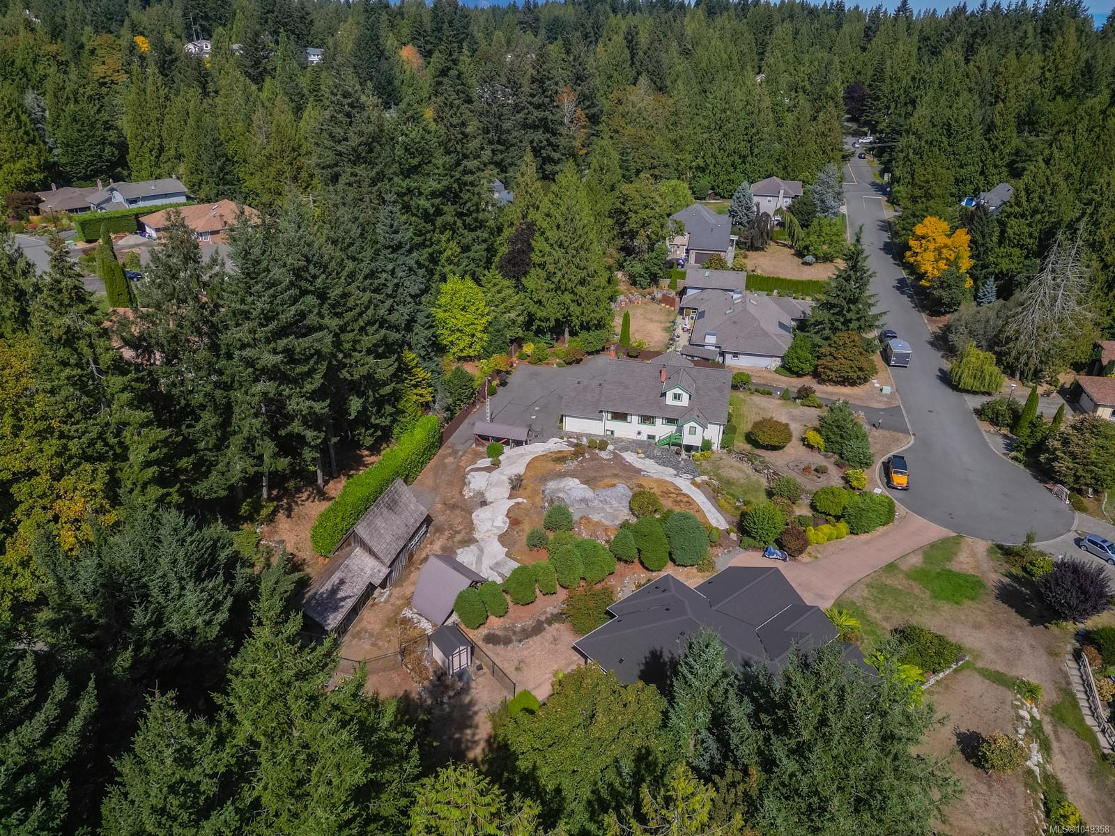 8620 Forest Park Pl — listing photo 7 of 48