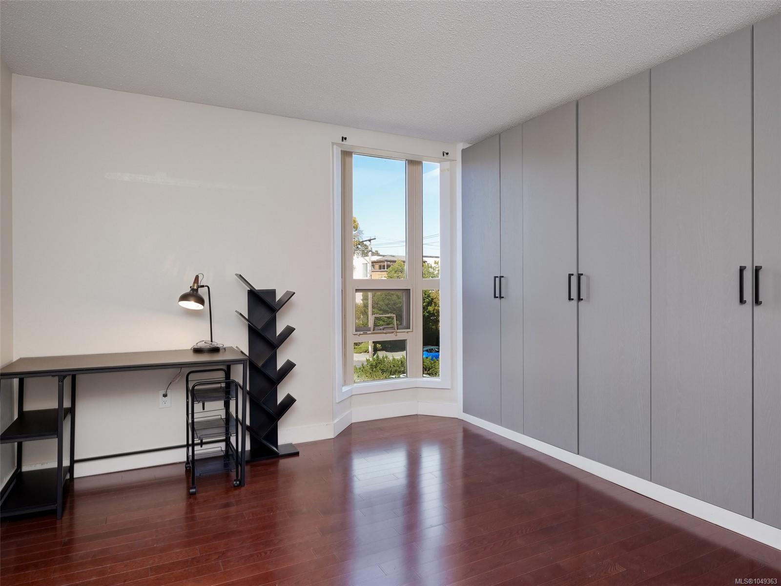 206-1545 Pandora Ave — listing photo 13 of 18
