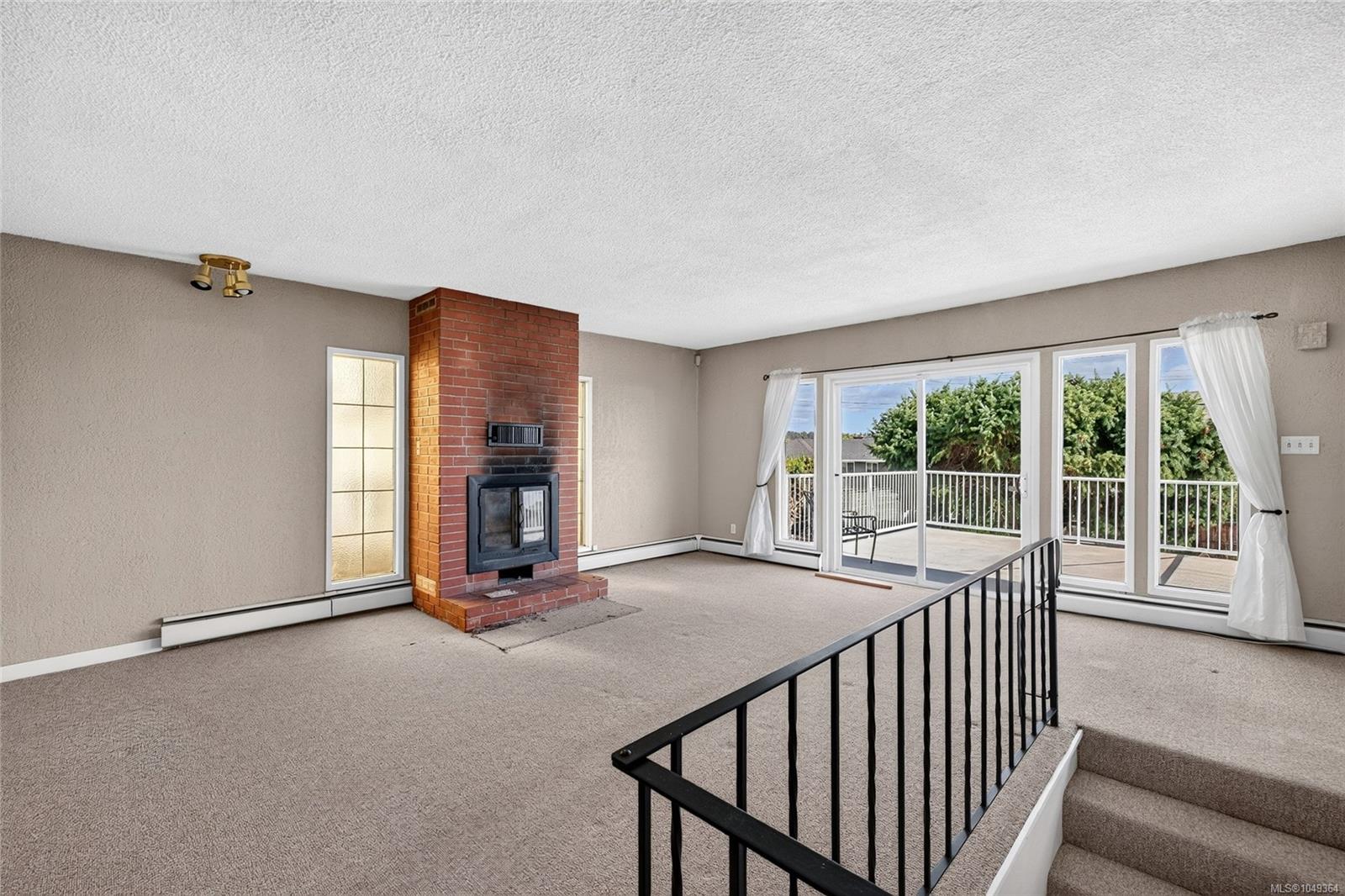 131 Milburn Dr — listing photo 12 of 37