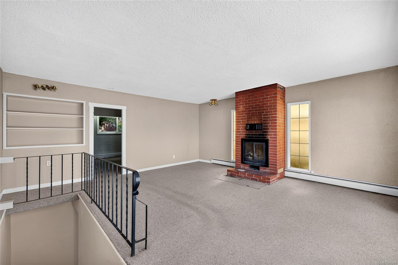 131 Milburn Dr — listing photo 13 of 37