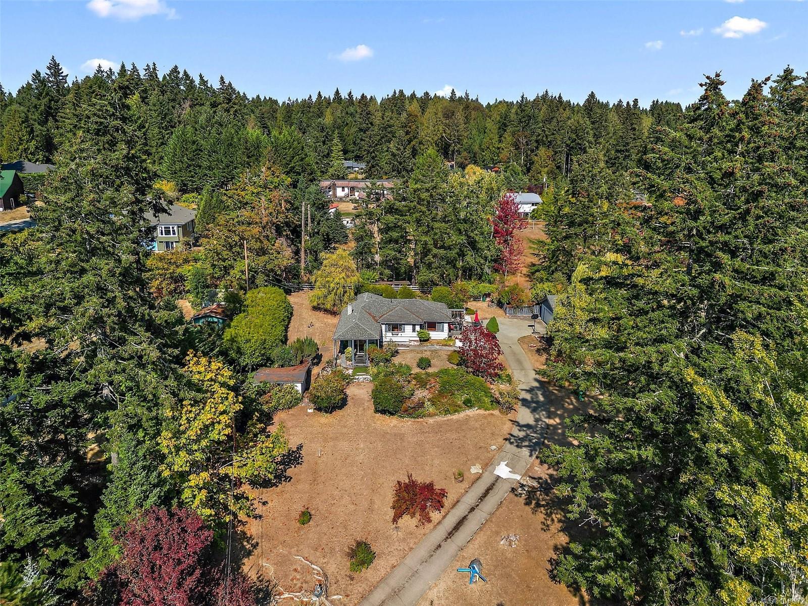 675 Kilmalu Rd, Mill Bay