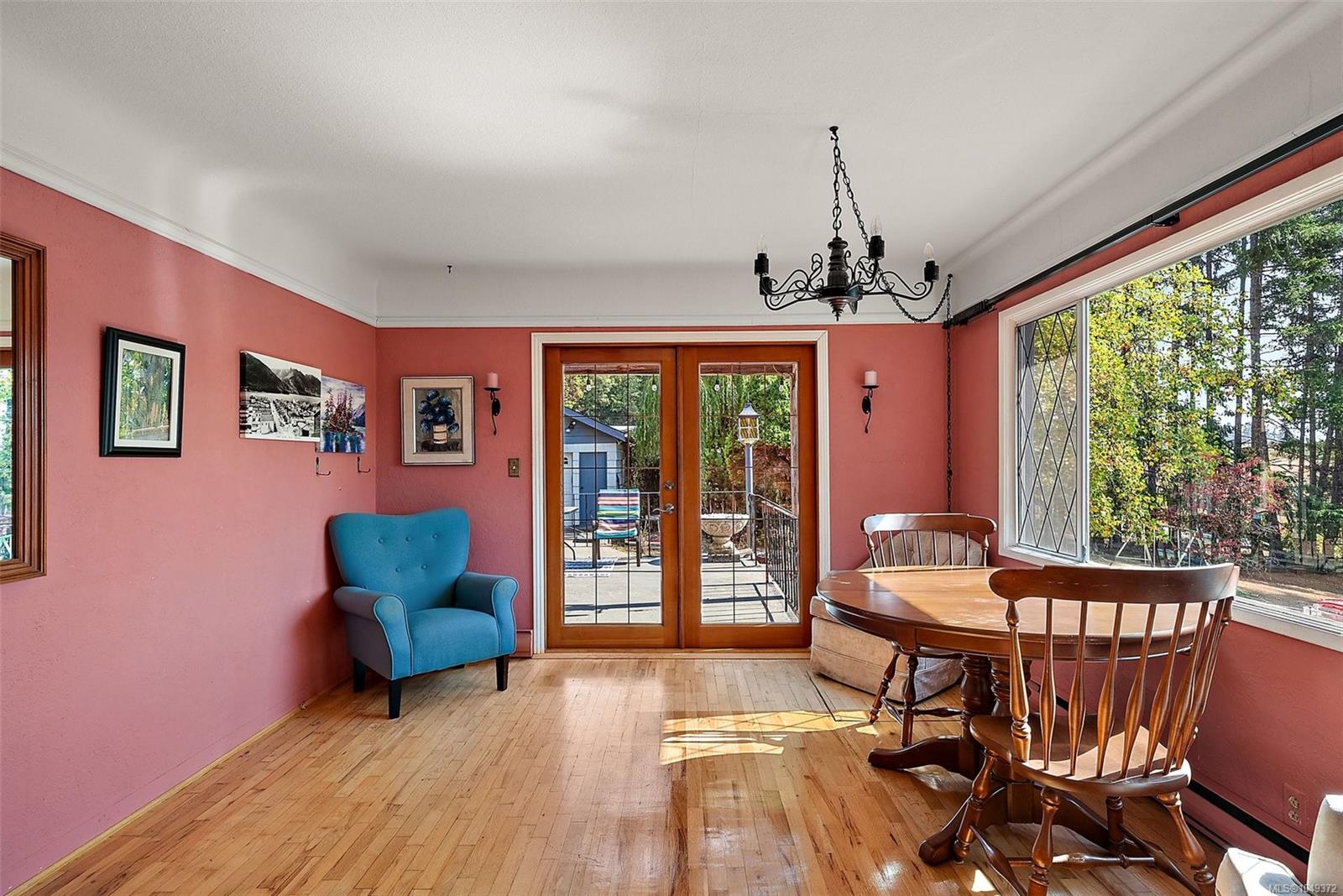 675 Kilmalu Rd — listing photo 11 of 32