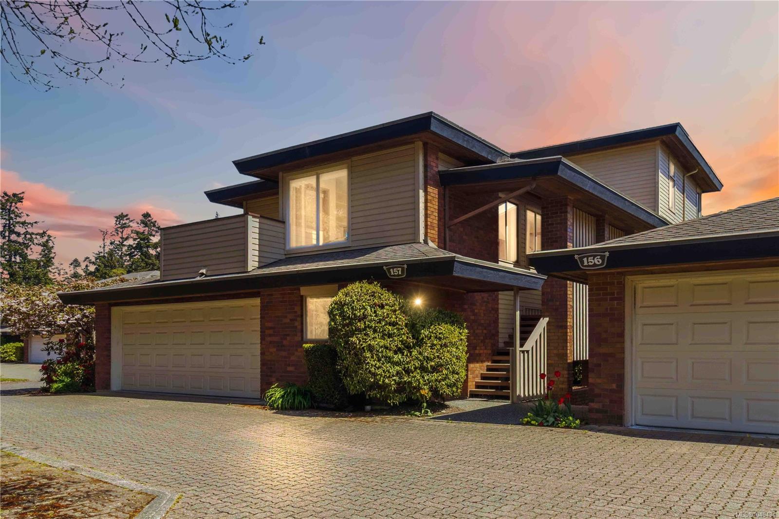 157-2345 Cedar Hill Cross Rd — listing photo 2 of 72