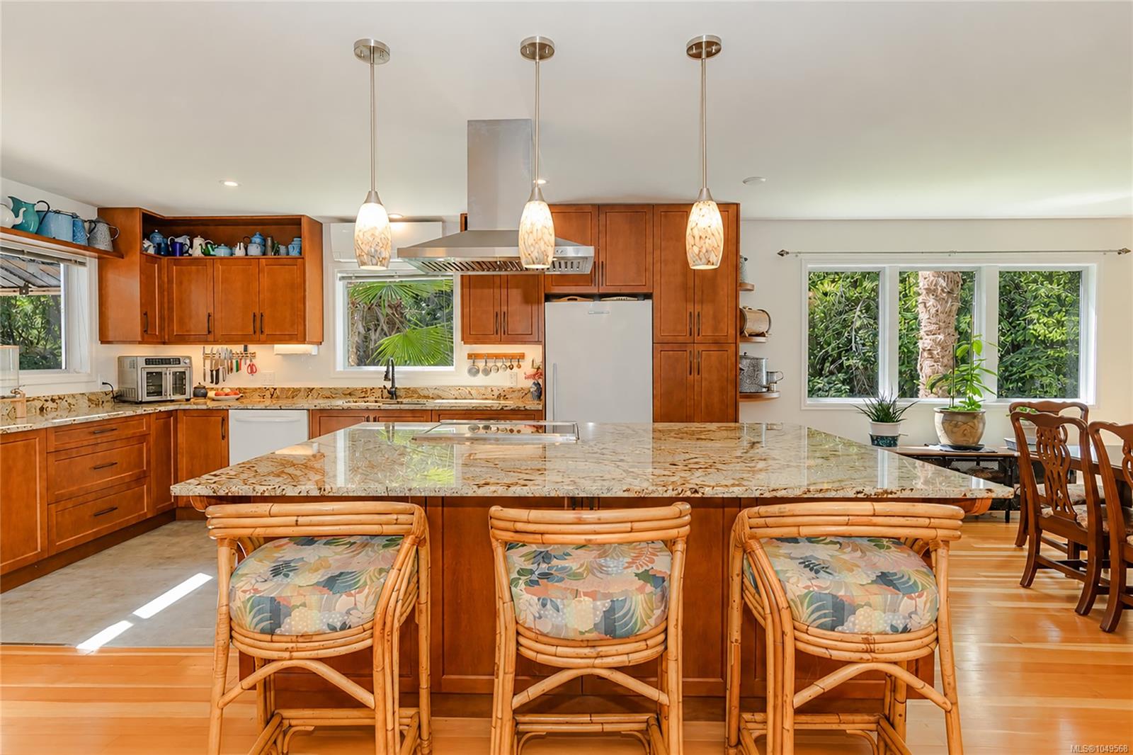 154 High Hill Rd — listing photo 3 of 77