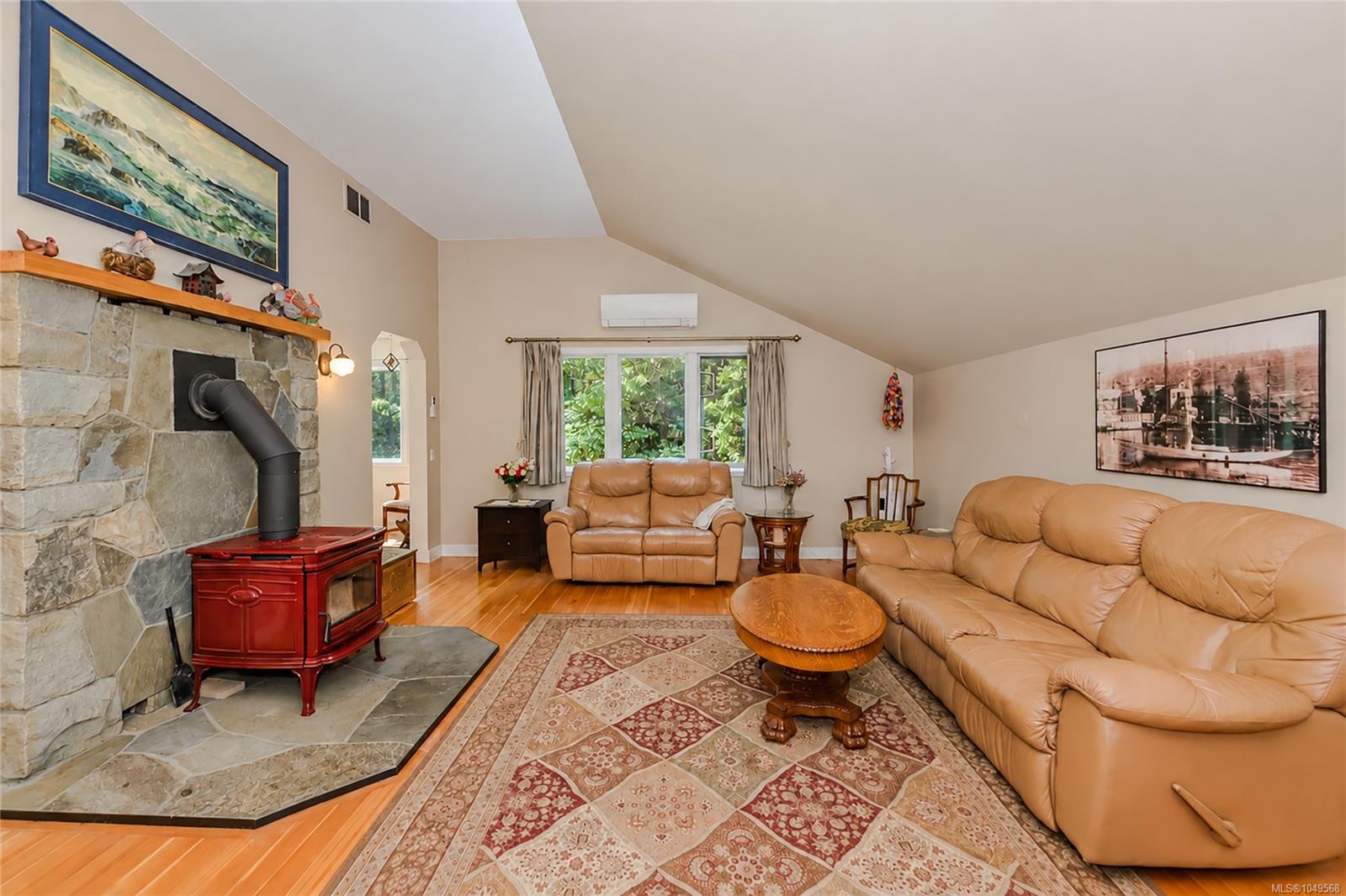 154 High Hill Rd — listing photo 4 of 77