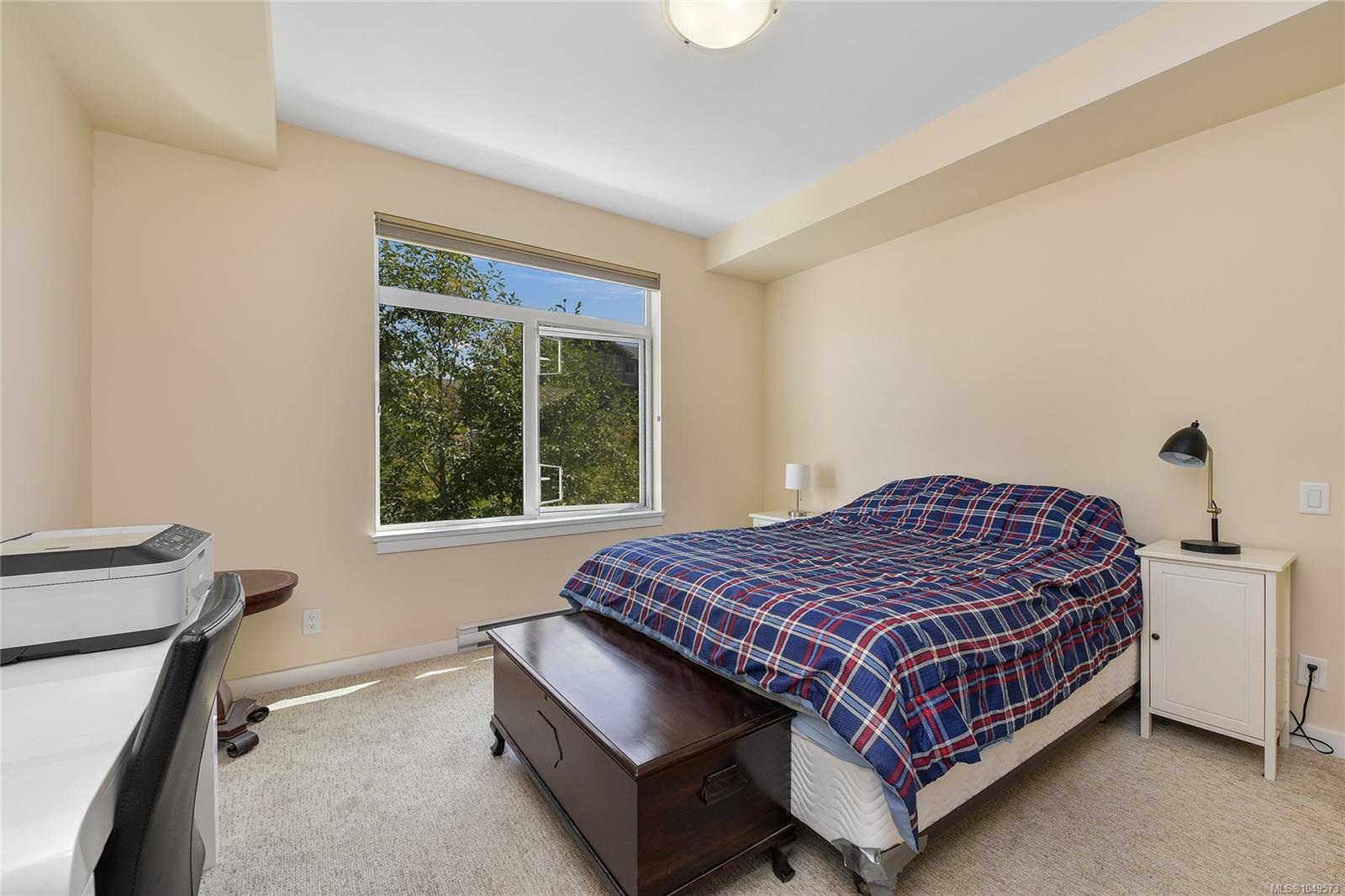 201-591 Latoria Rd — listing photo 14 of 26