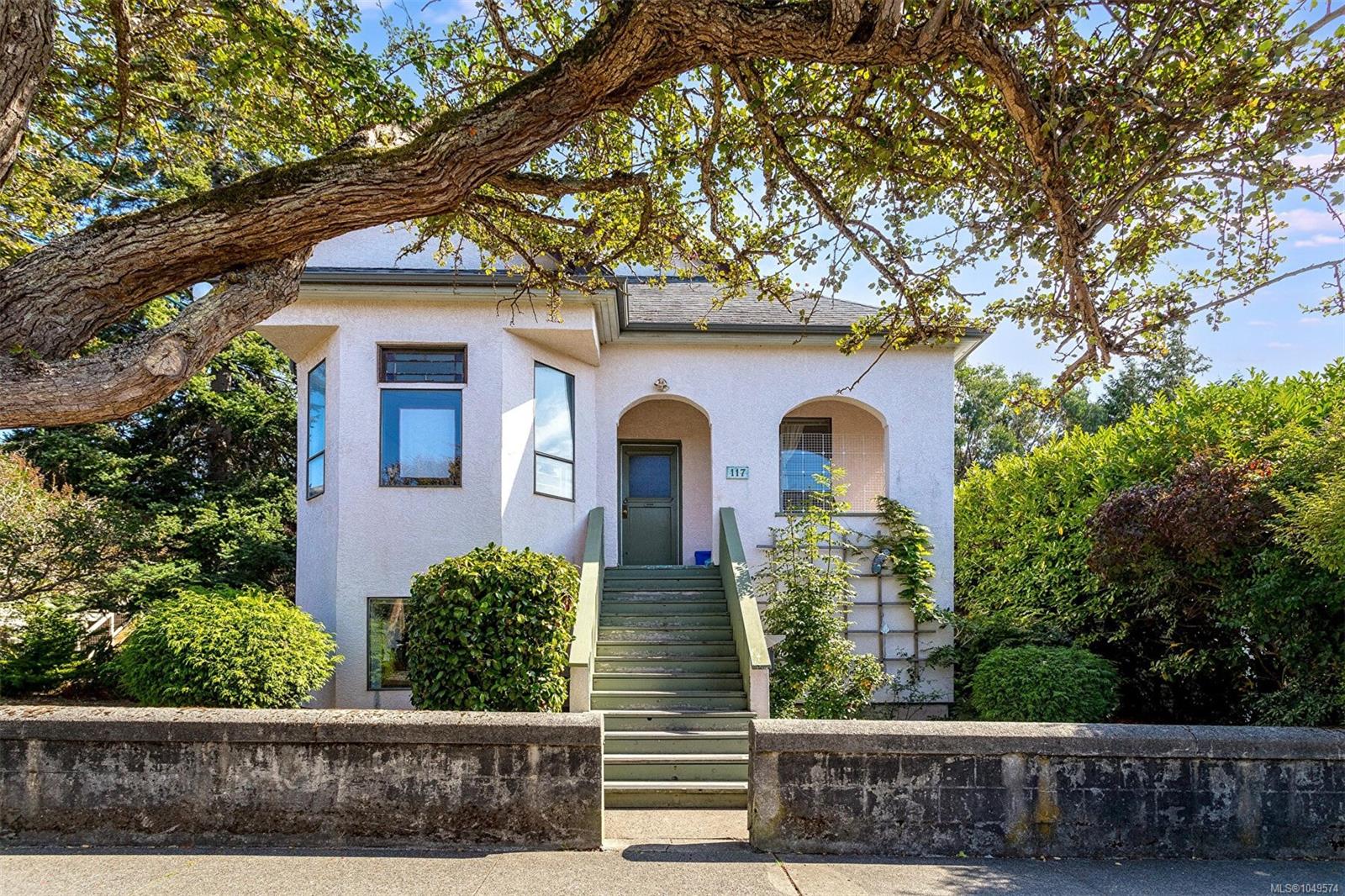 117 Medana St — listing photo 4 of 59