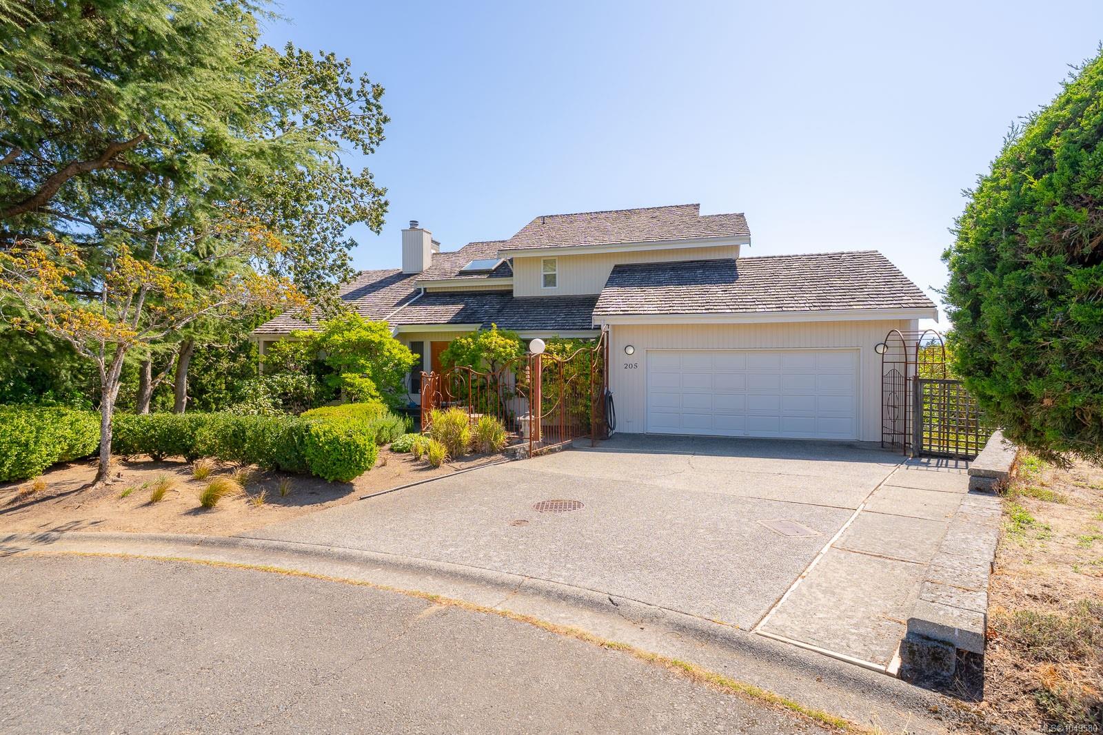205 Scarborough Pl, Nanaimo
