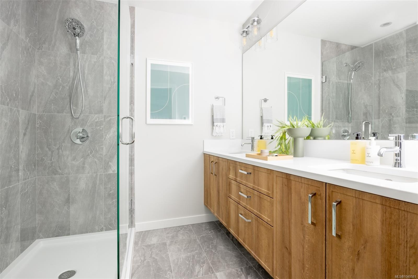 103-3230 Glendale Pl — listing photo 9 of 19