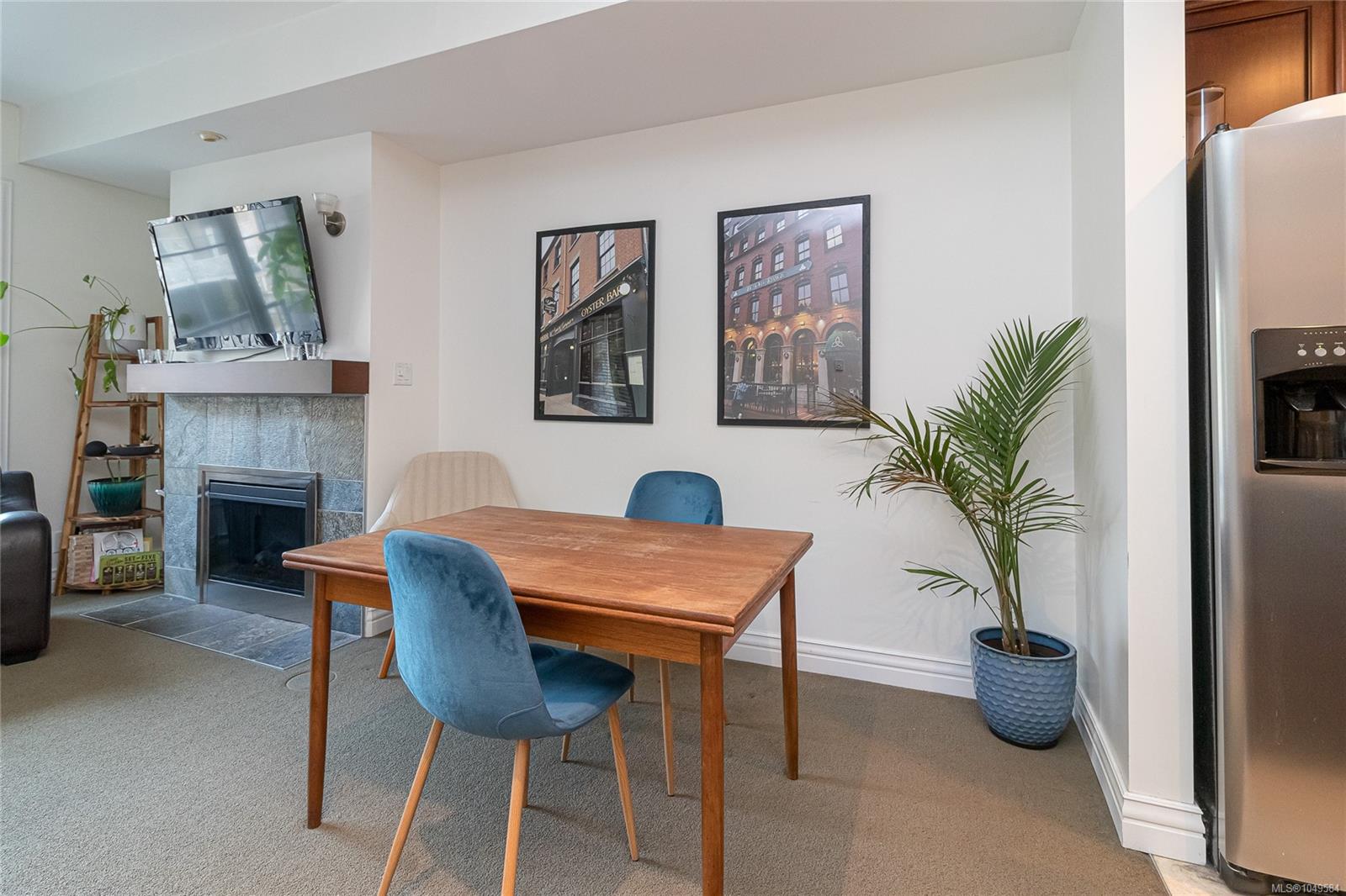 217-1325 Bear Mountain Pkwy — listing photo 8 of 25