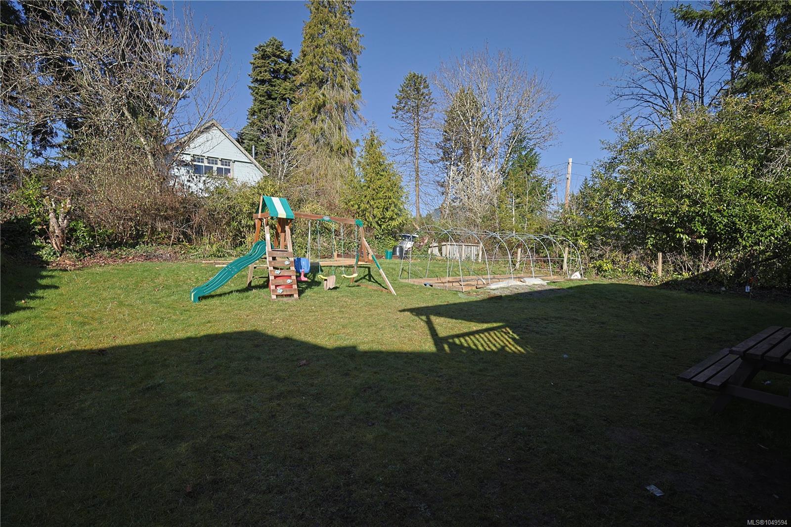 Photo 33