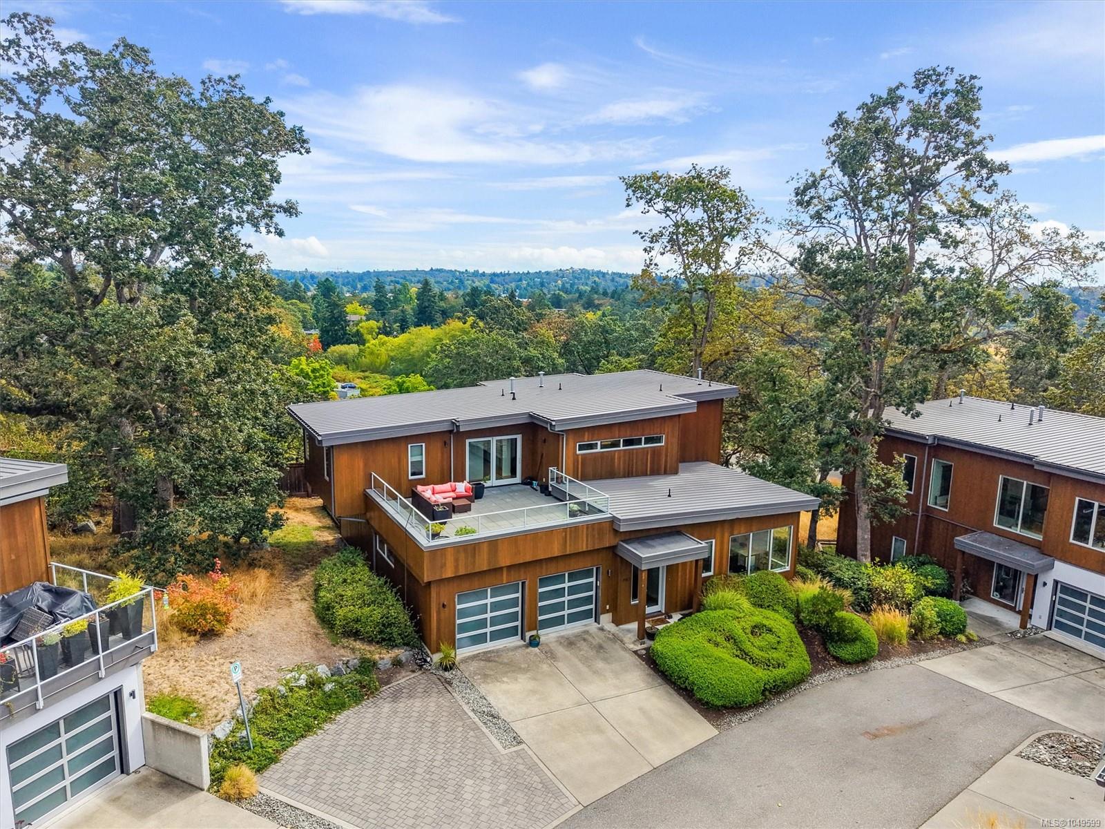 810 Rainbow Ridge Lane — listing photo 5 of 48