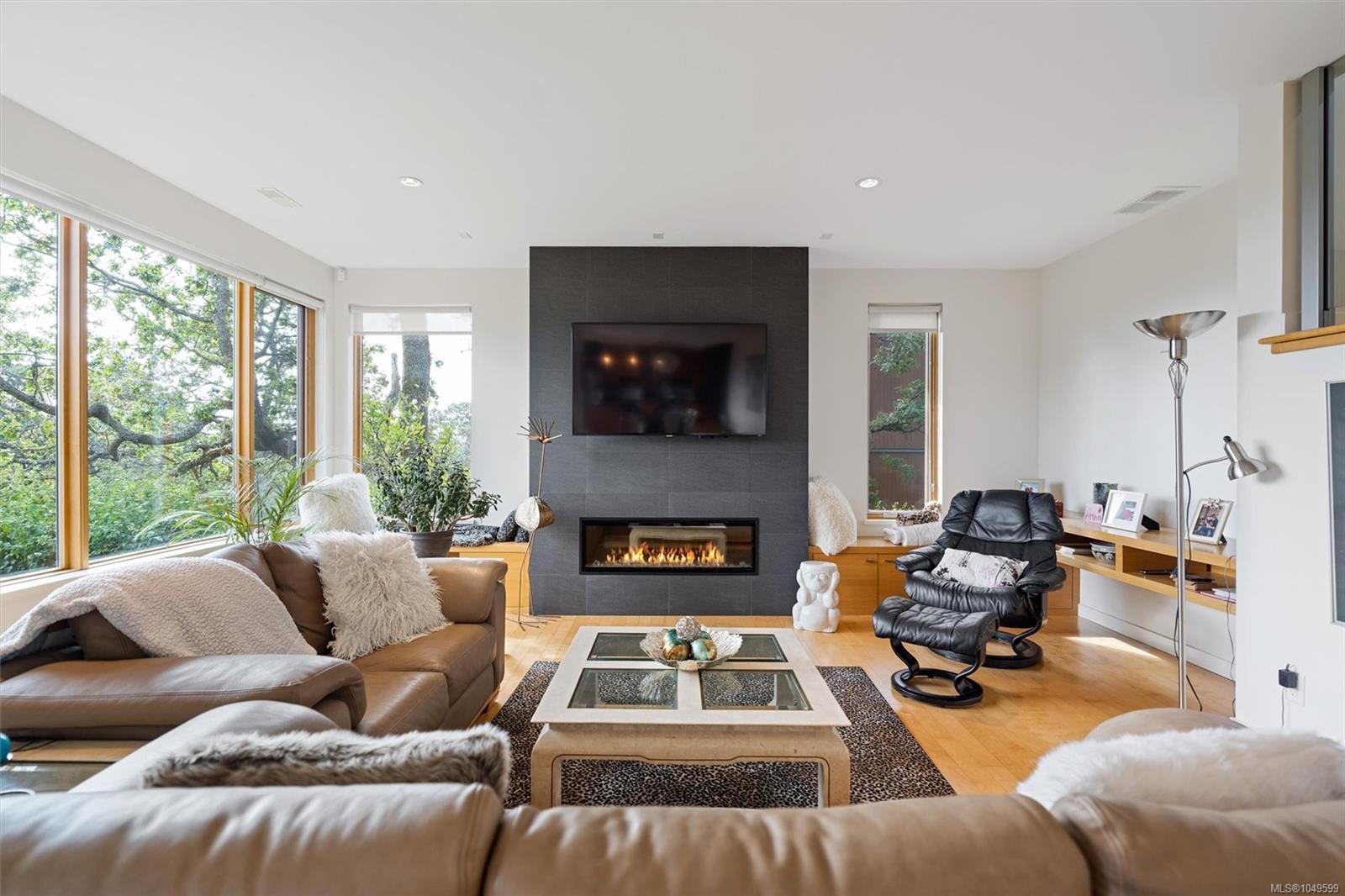 810 Rainbow Ridge Lane — listing photo 10 of 48