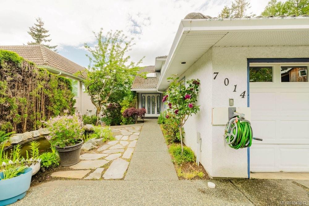 7014 Brentwood Dr — listing photo 9 of 77