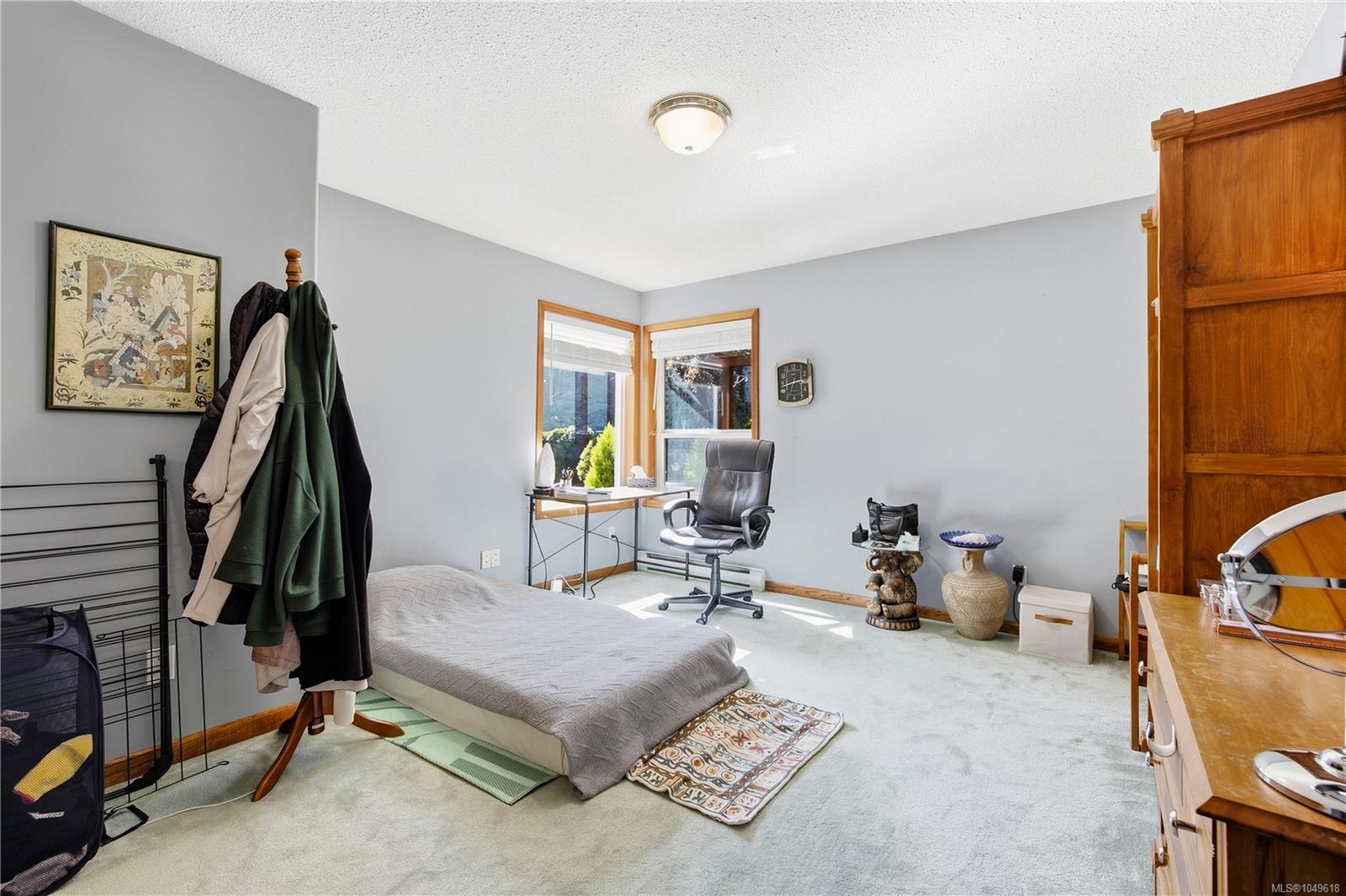 Photo 34