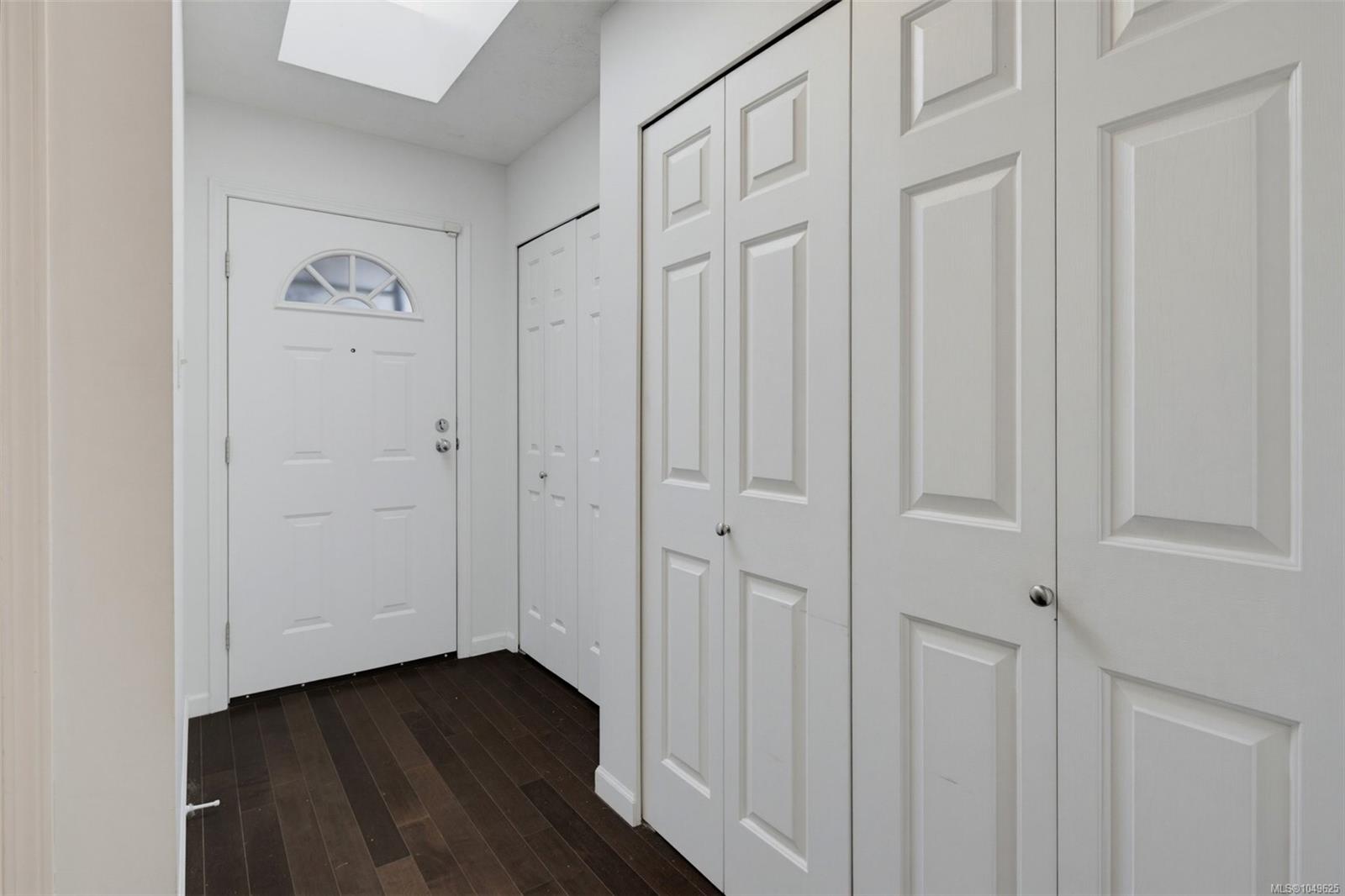 15-2600 Ferguson Rd — listing photo 4 of 44