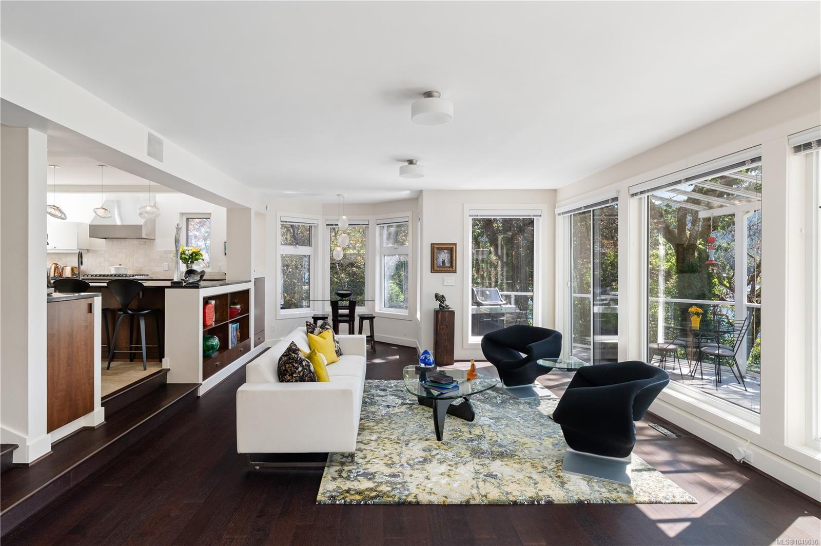 7090 Brentwood Dr — listing photo 13 of 51