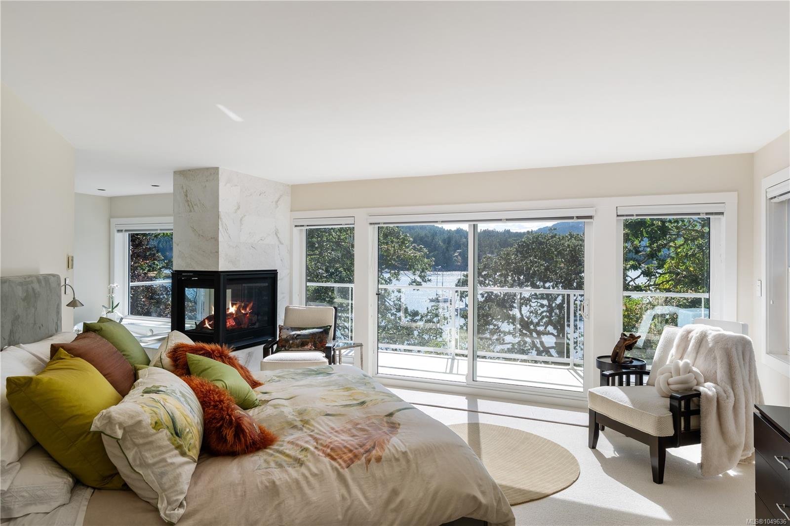 7090 Brentwood Dr — listing photo 3 of 51