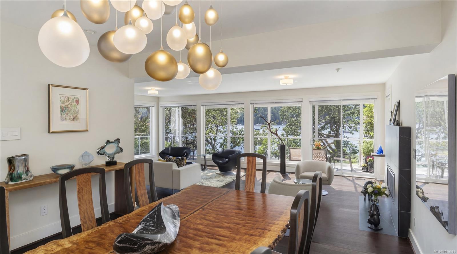 7090 Brentwood Dr — listing photo 8 of 51