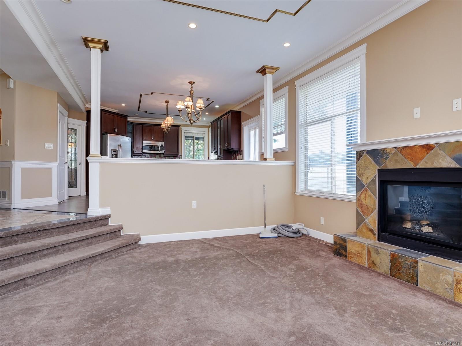 424 Nursery Hill Dr — listing photo 11 of 35