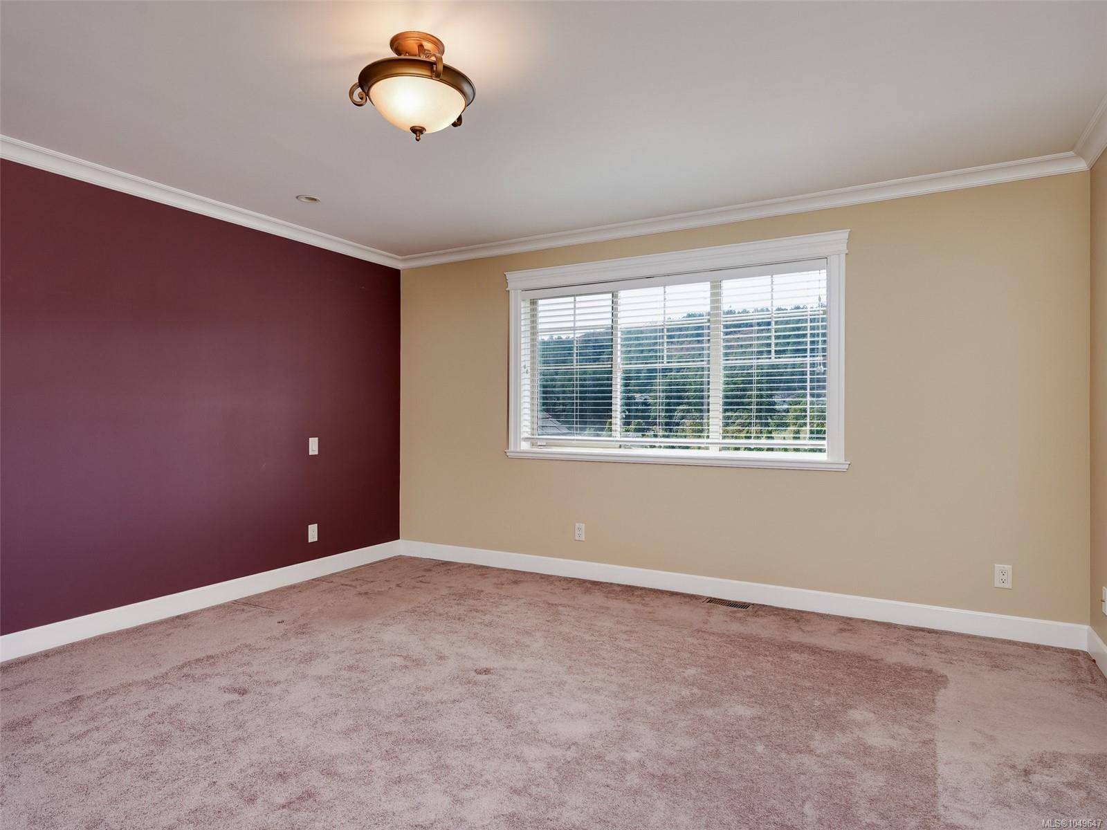 424 Nursery Hill Dr — listing photo 13 of 35