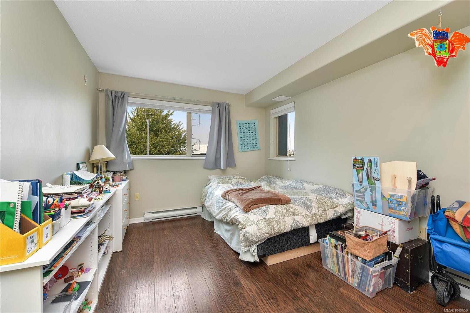 108-27 Songhees Rd — listing photo 11 of 28