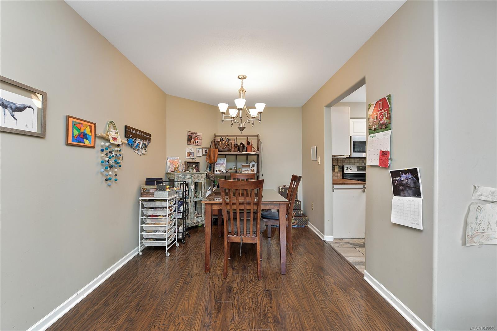 108-27 Songhees Rd — listing photo 6 of 28