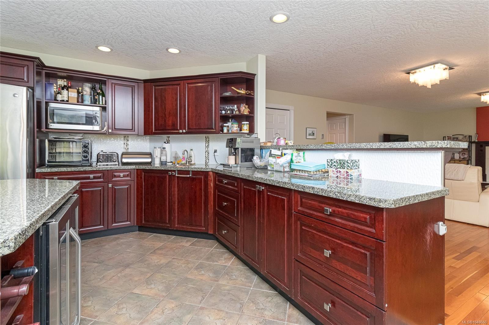 812 Dalewood Lane — listing photo 12 of 31