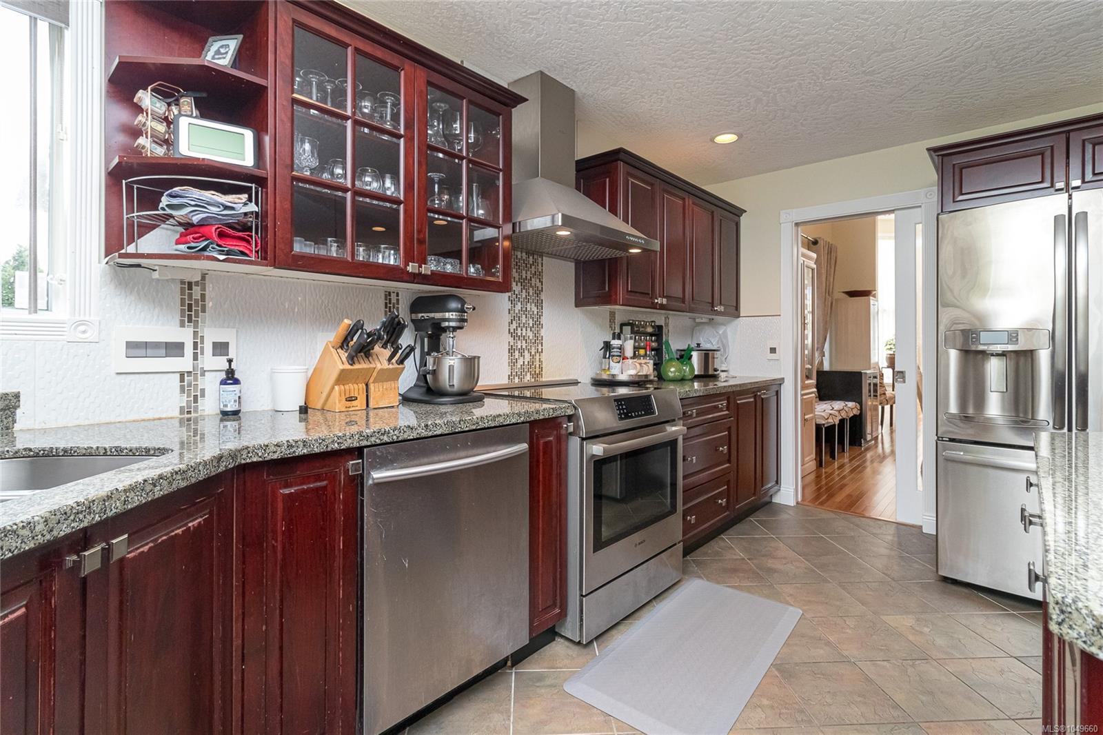 812 Dalewood Lane — listing photo 13 of 31