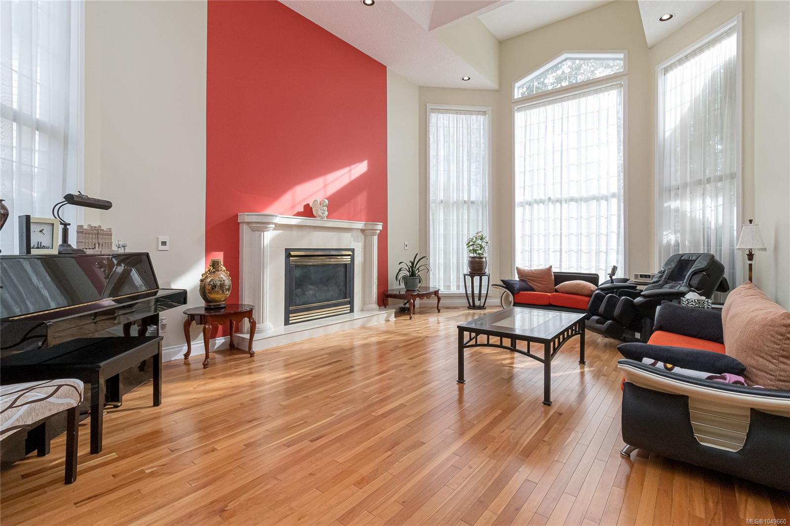812 Dalewood Lane — listing photo 6 of 31