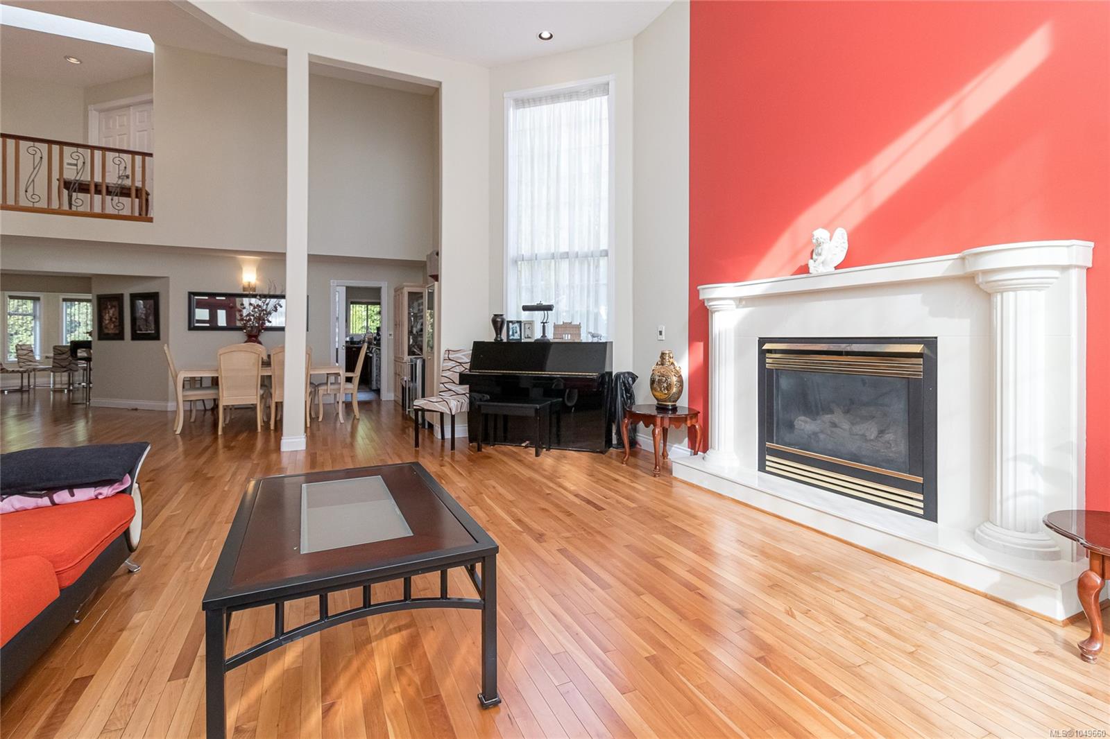 812 Dalewood Lane — listing photo 7 of 31