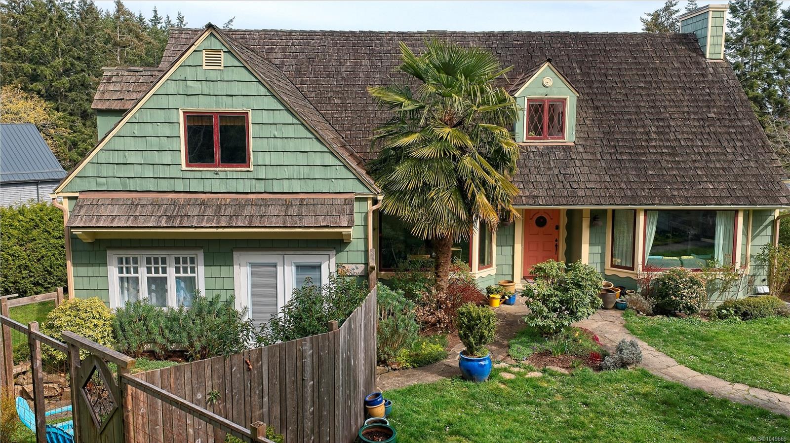 150 Drake Rd, Salt Spring