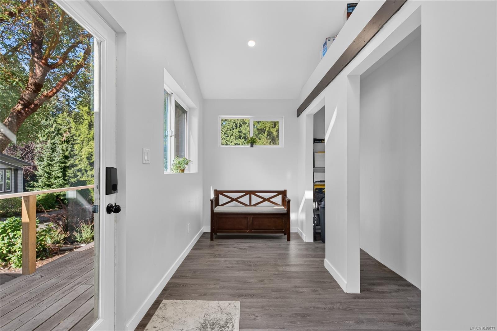 48-2587 SELWYN Rd — listing photo 10 of 29