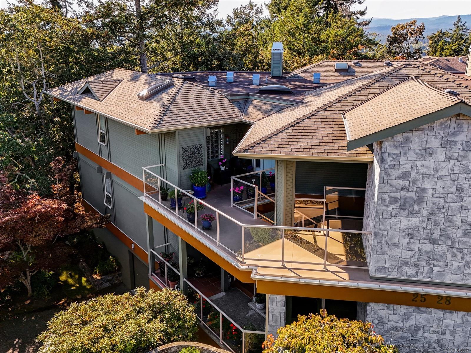 4305 Maltwood Lane, Saanich