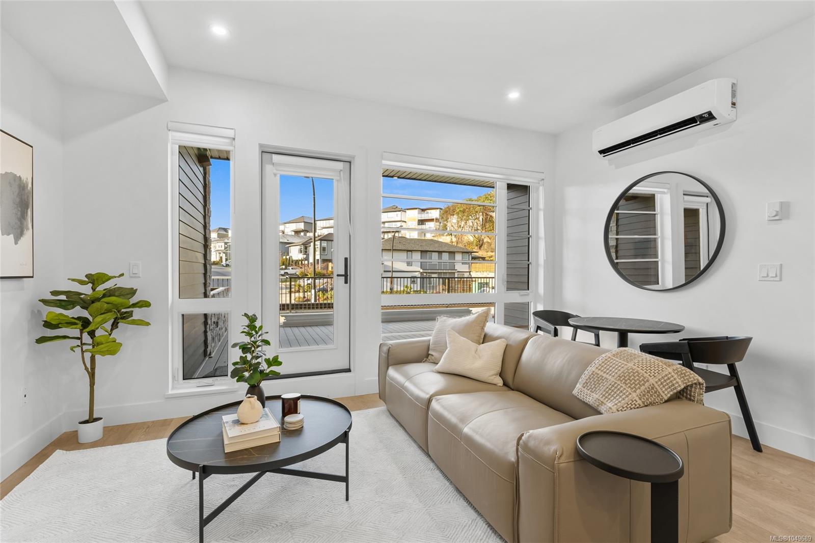 104-2341 Bear Mountain Pkwy — listing photo 14 of 40
