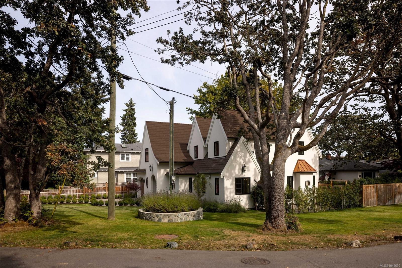 Photo 51