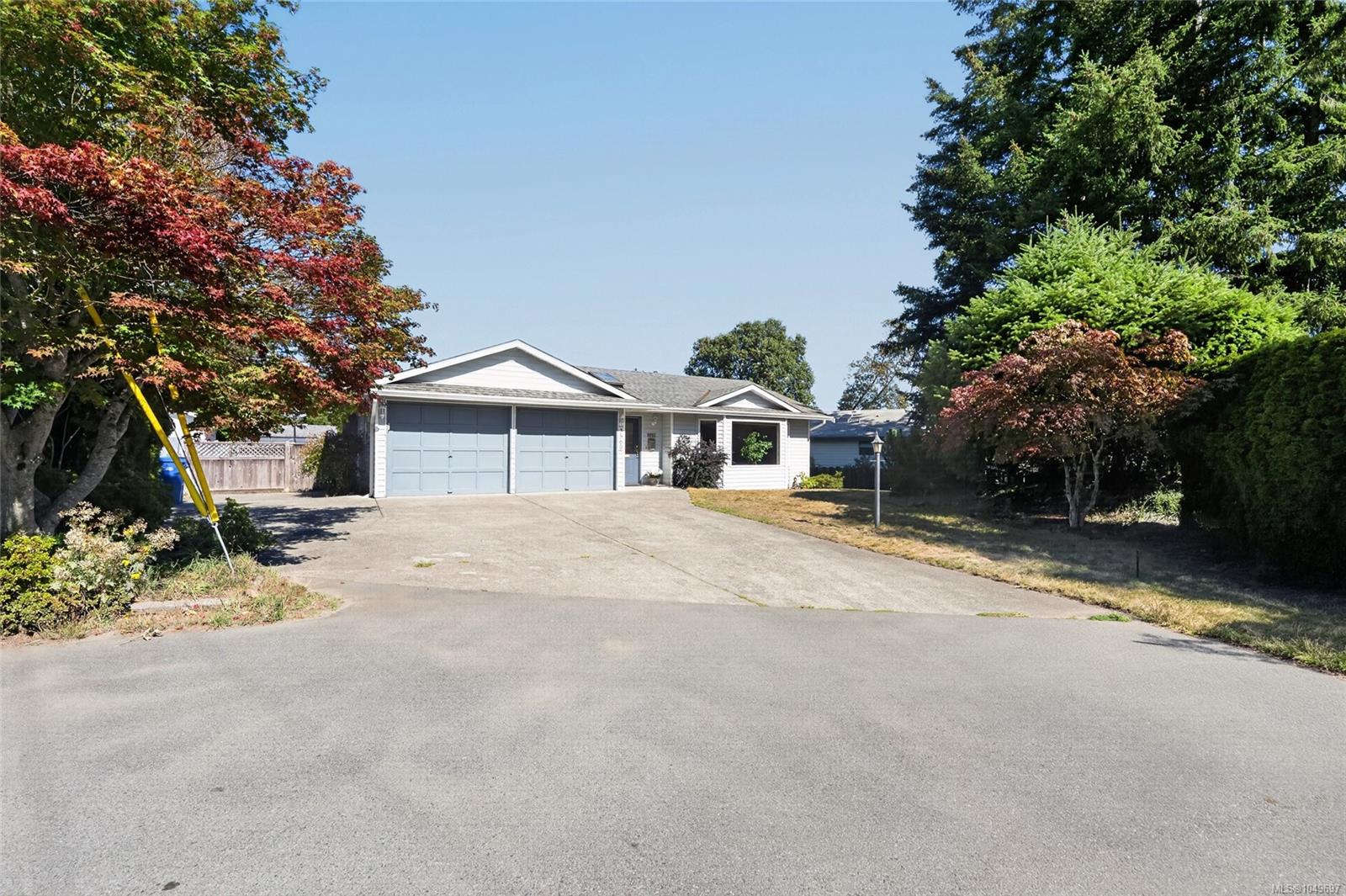 3560 Falcon Dr, Nanaimo