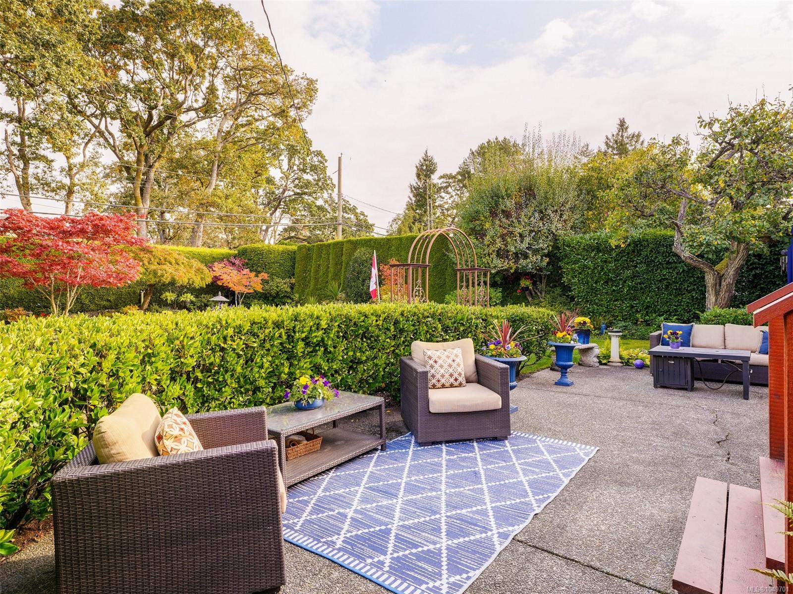 Photo 35