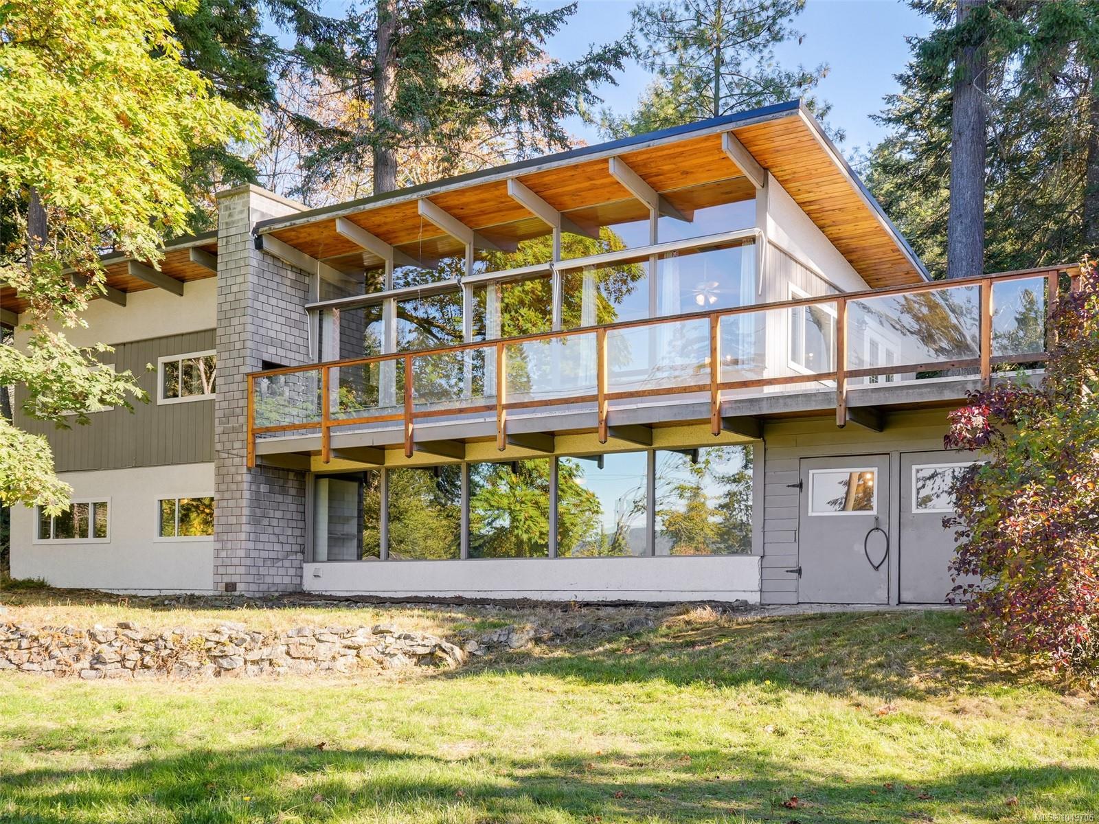 1648 Grant Rd, Duncan